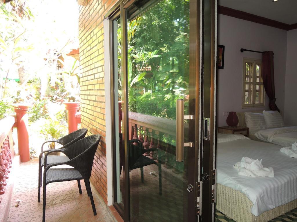 Elephant Blanc Phnom-Penh Kamer foto